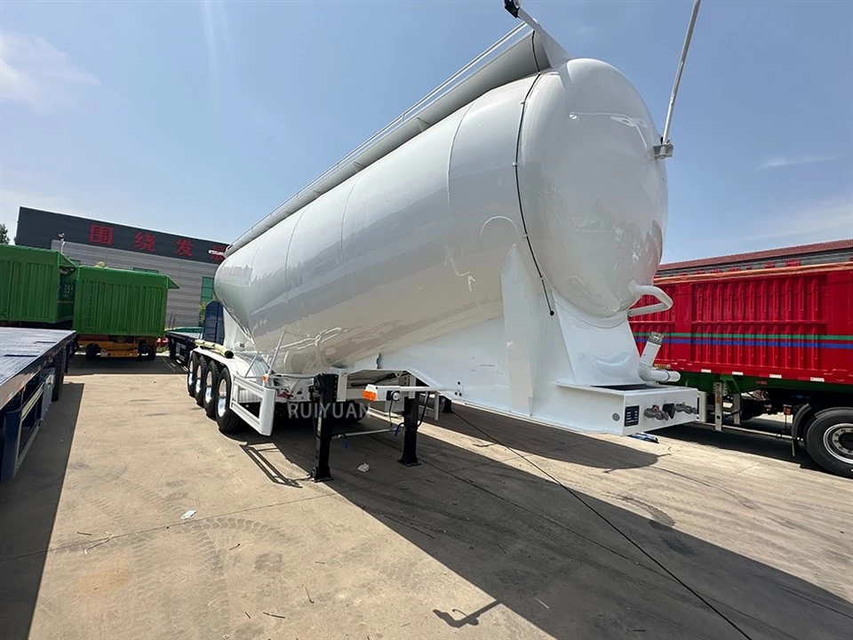 35 Cubic Four-axis Cement Transport Semi-trailer;